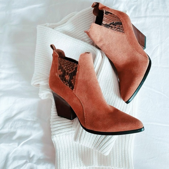 Donald Pliner Vale suede ankle boots - Picture 12 of 13
